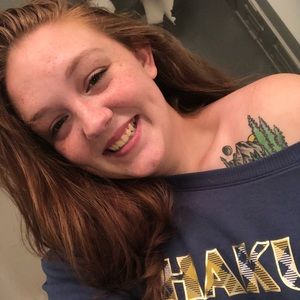 Meet your Posher, Hannah